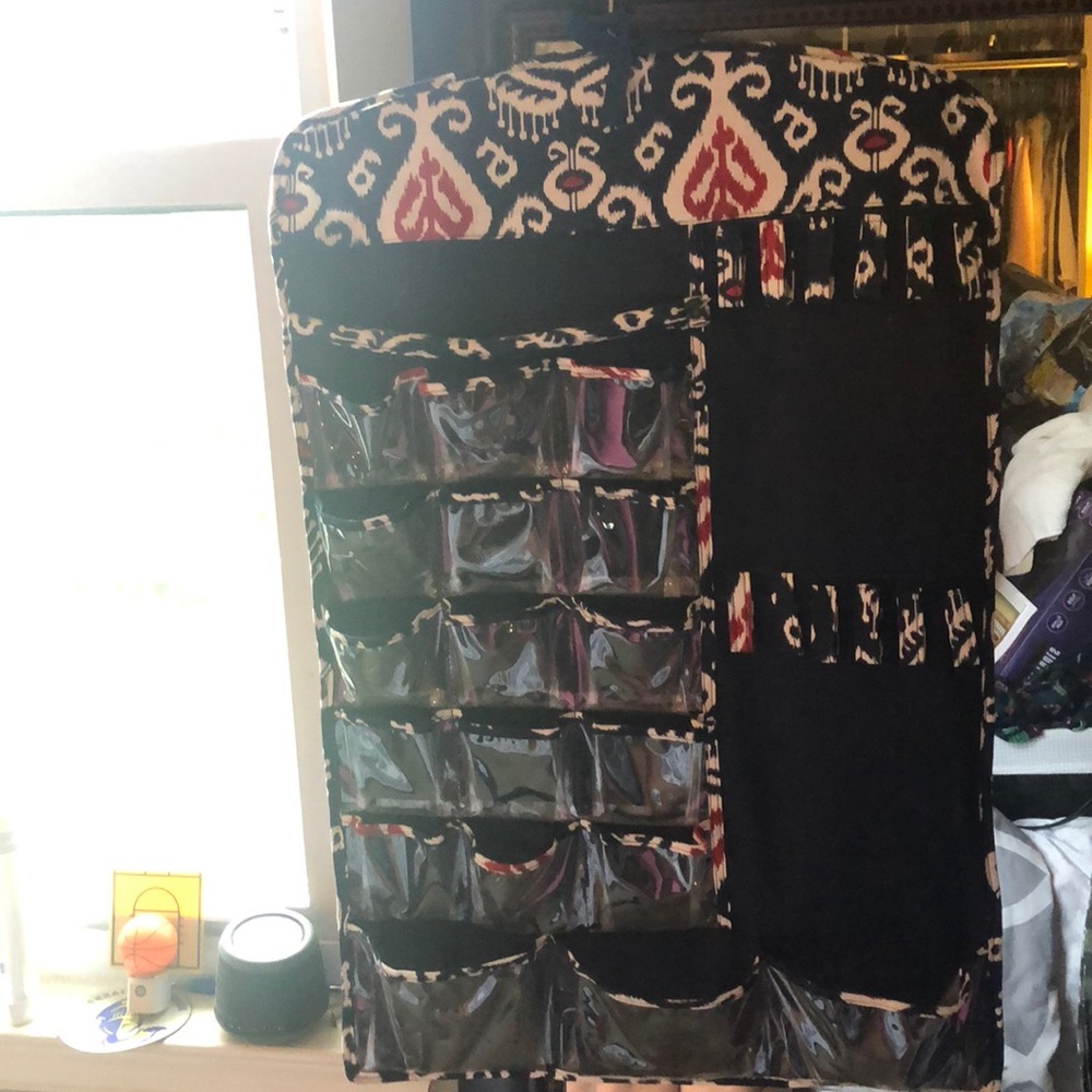 Jewelry holder